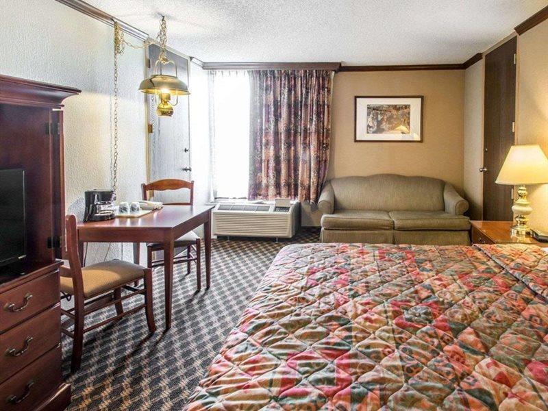 Rodeway Inn And Suites Boulder Broker Eksteriør billede